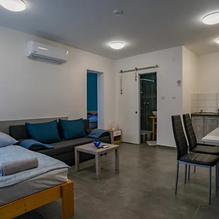 Forrás Maconka Apartamento *