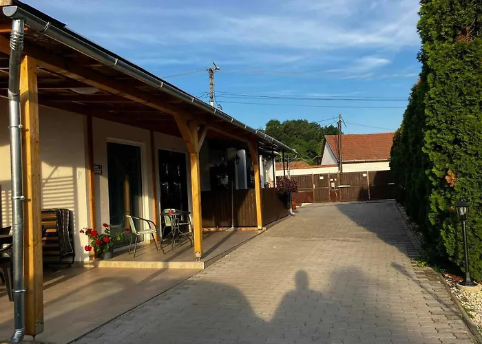 Forras Vendeghaz Maconka * Bátonyterenye